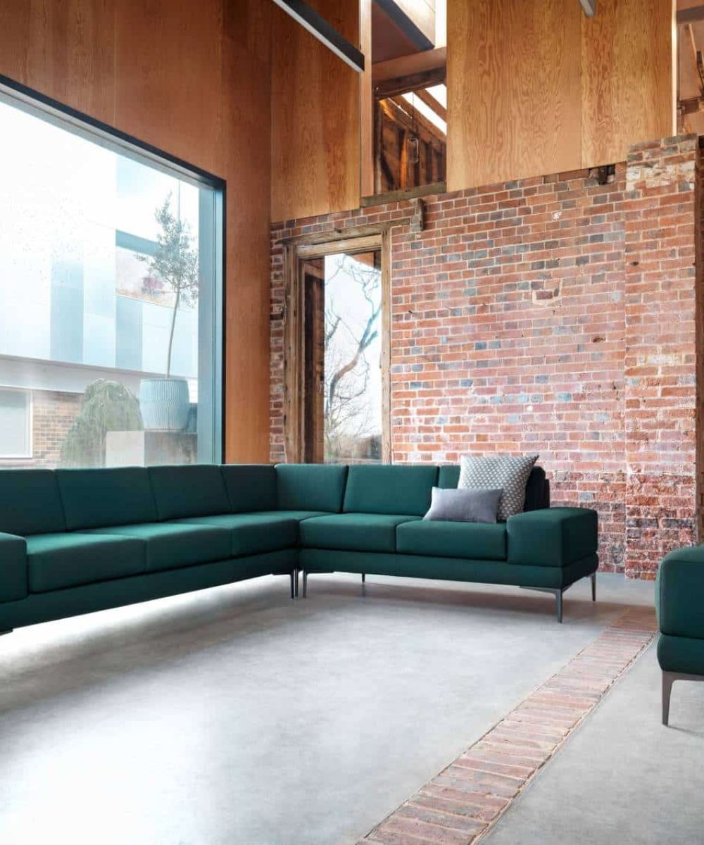 OCEE_FOUR - UK - Soft Seating - Alfi - Lifestyle Image 5