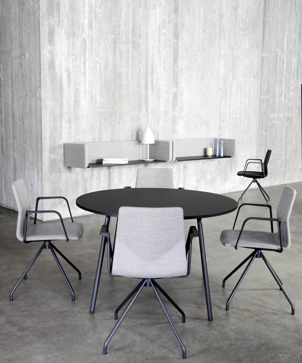 OCEE_FOUR – Chairs – FourCast 2 One – Lifestyle Image 3