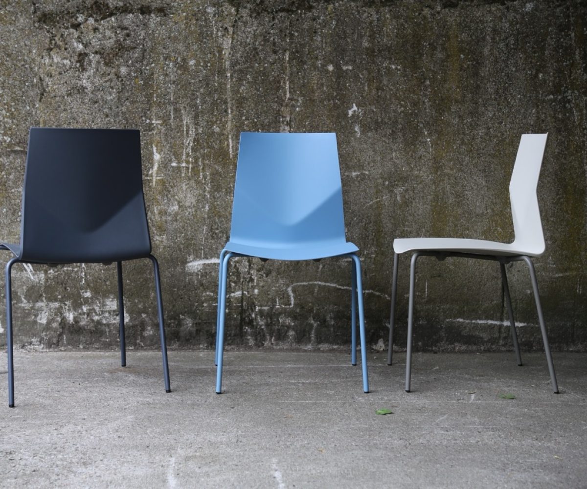 OCEE&FOUR – Chairs – FourCast 2 Four – Lifestyle Image 10 Large