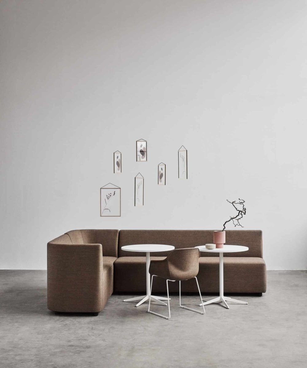 OCEE&FOUR – Soft Seating – FourLikes Sofa – Lifestyle Image 4