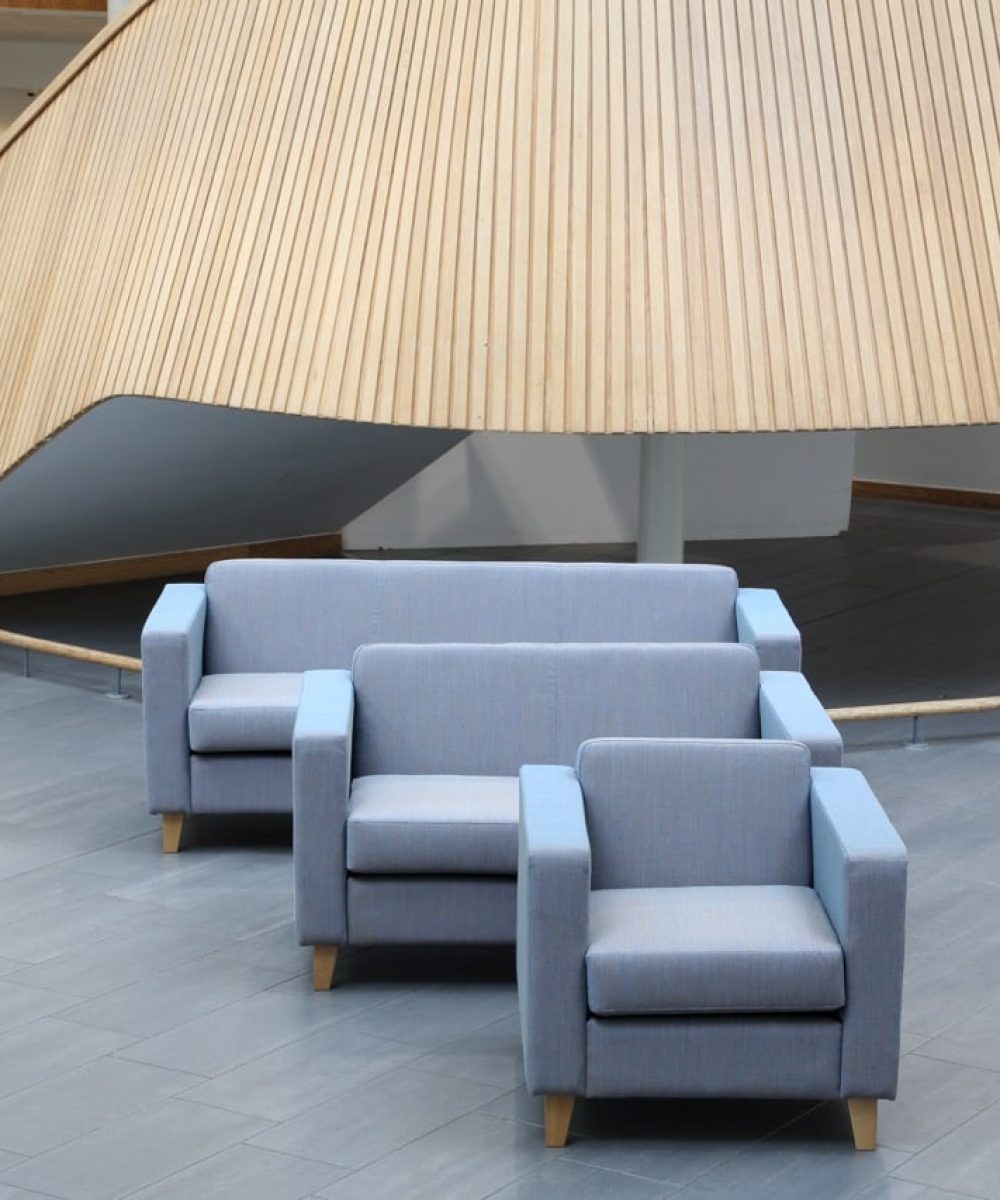 OCEE_FOUR - UK - Soft Seating - Dorchester - Lifestyle Image(2) Large