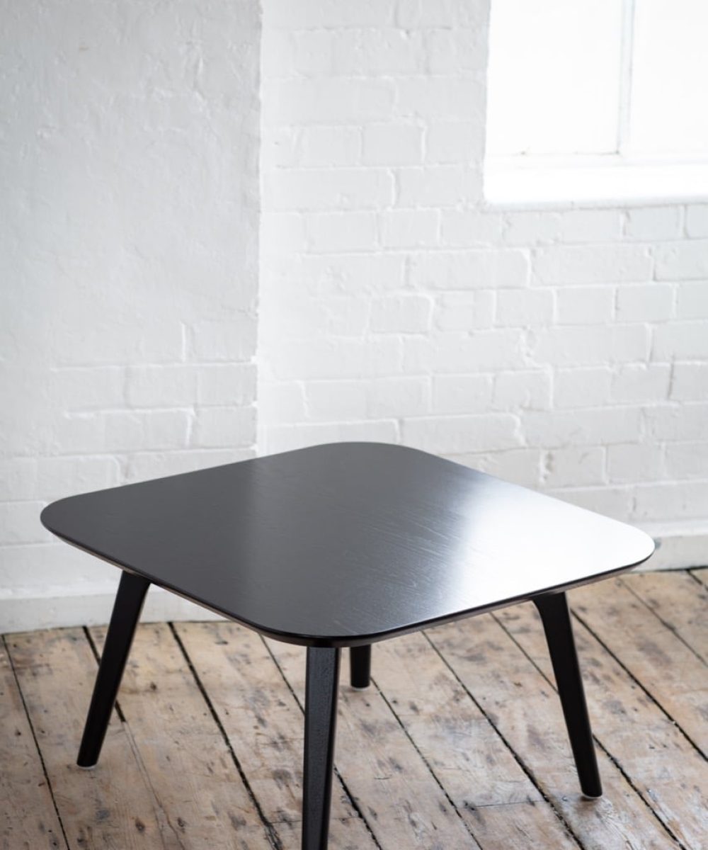 OCEE_FOUR – Tables – Harc Tub Table – Lifestyle Image 2 Large