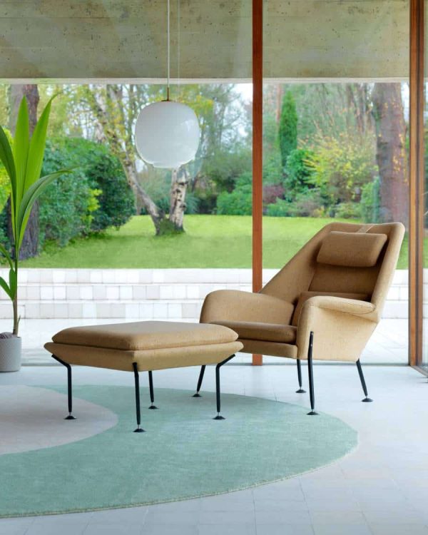 OCEE_FOUR – UK – Soft Seating – Heron – Lifestyle Image 2