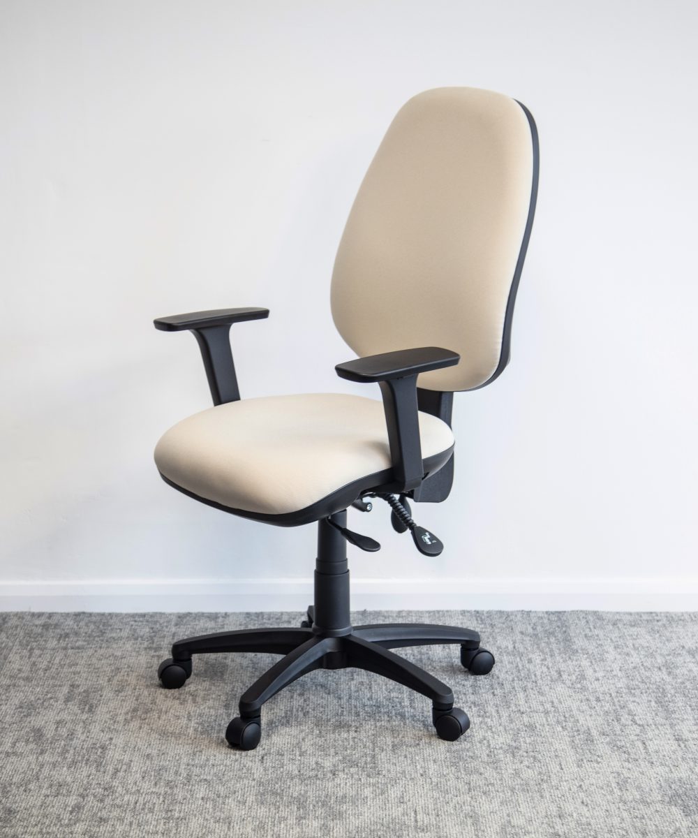 OCEE_FOUR-–-UK-–-Task-Chair-–-Harvey-–-Packshot-Image1.png