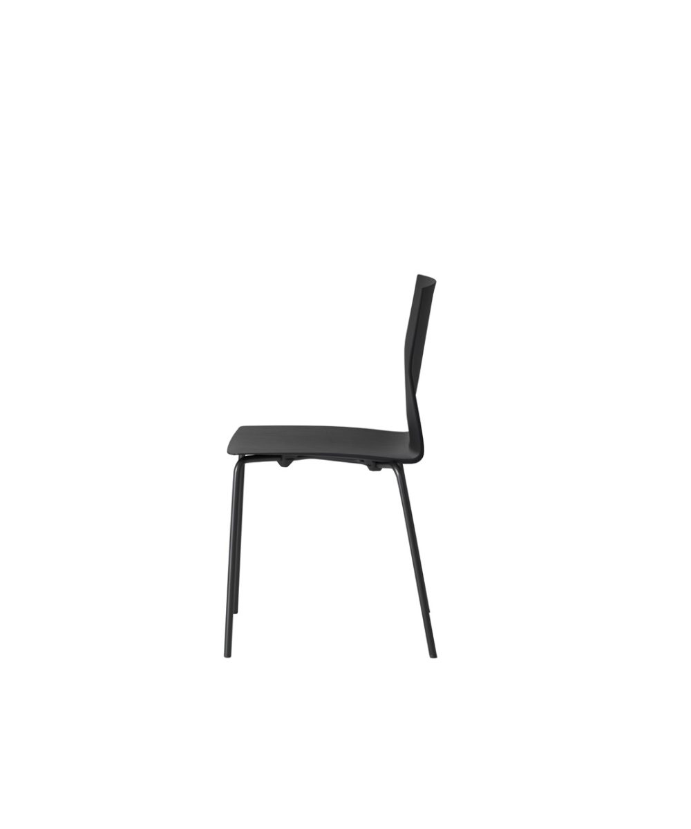 OCEE&FOUR – Chairs – FourCast 2 Four – Black Veneer Shell - Packshot Image 2 Large