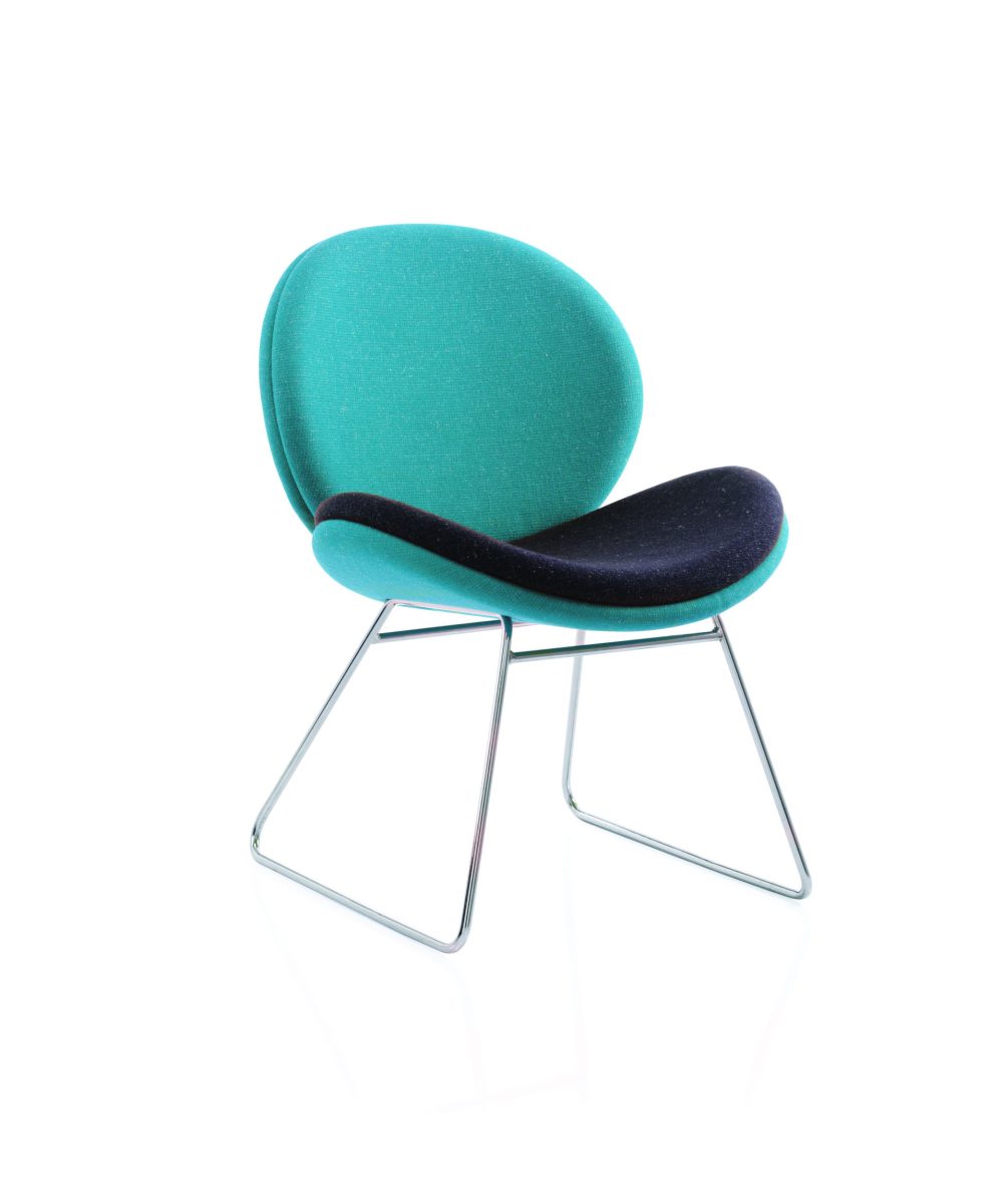 OCEE&FOUR – UK – Chairs – Giggle – Packshot Image 11