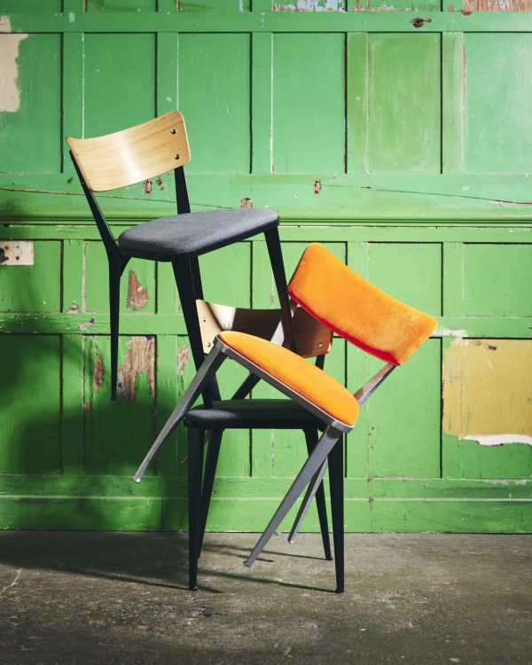 OCEE_FOUR - UK - Chairs - BA3 - Lifestyle Image 3
