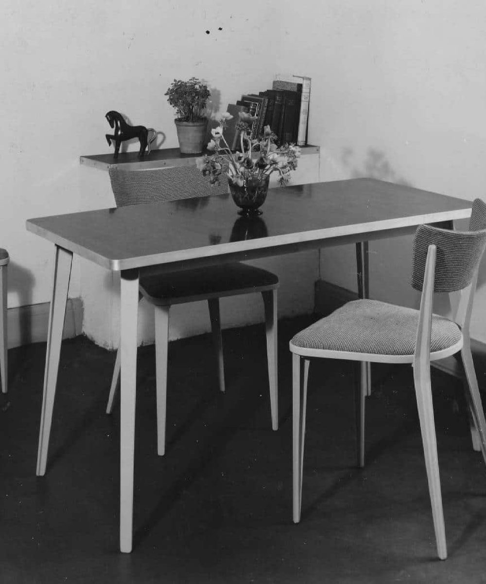 OCEE_FOUR – UK – Tables – The BA Table – Lifestyle Image 6